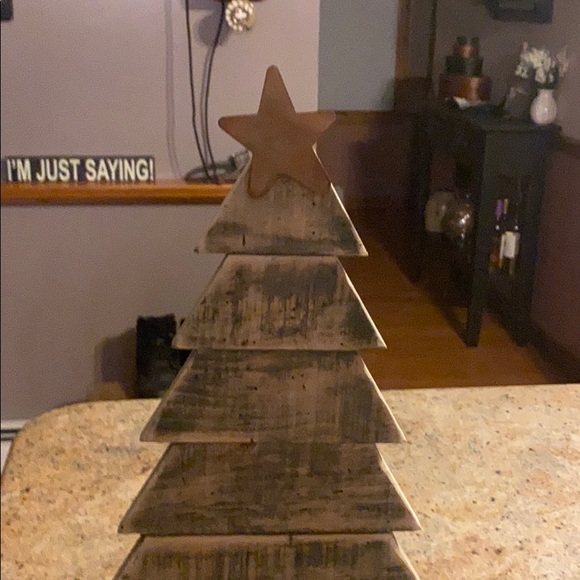 BRAND NEW. Hand Made wooden rustic Christmas Tree - Picture 5 of 7